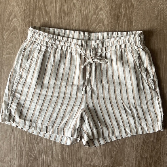 Old Navy Pants - Old Navy Linen Striped Shorts, white and tan, size M